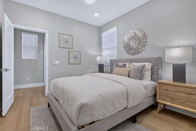 170 Chorus, Irvine, CA 92618