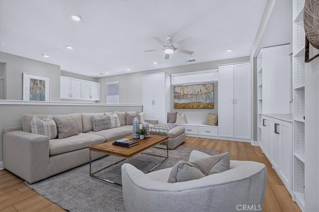 170 Chorus, Irvine, CA 92618