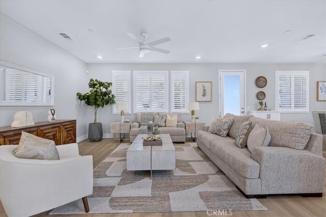 170 Chorus, Irvine, CA 92618