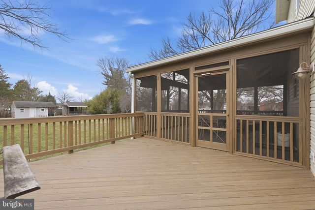 8310 ROLLING RD, Manassas, VA 20110