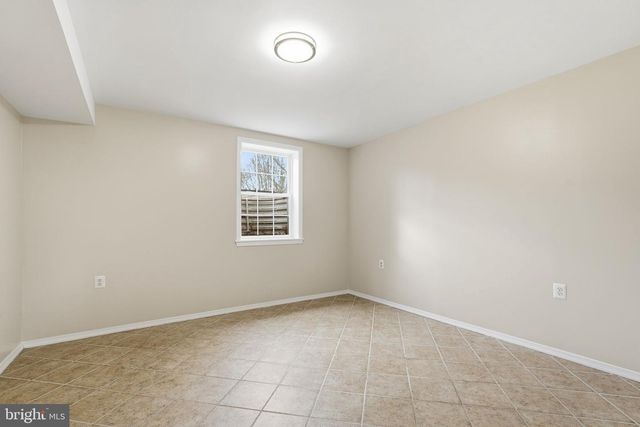 8310 ROLLING RD, Manassas, VA 20110