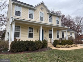 8310 ROLLING RD, Manassas, VA 20110