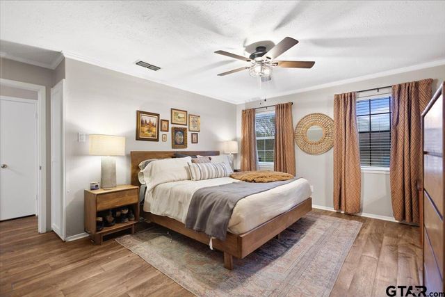 1606 Timothy St, Henderson, TX 75654