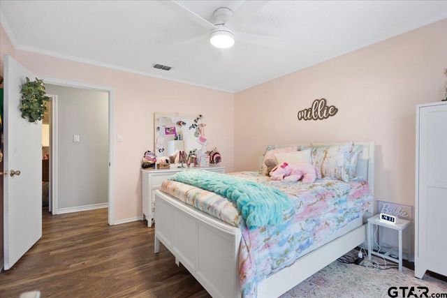 1606 Timothy St, Henderson, TX 75654