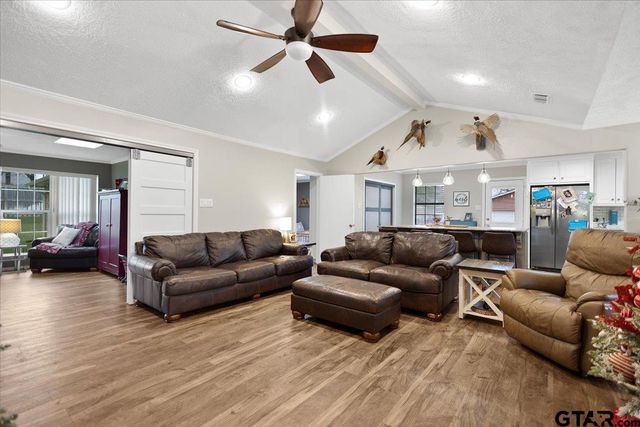 1606 Timothy St, Henderson, TX 75654