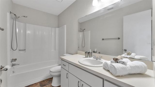 908 WHISPER LAKE DRIVE, Winter Haven, FL 33880