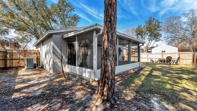 908 WHISPER LAKE DRIVE, Winter Haven, FL 33880