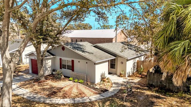 908 WHISPER LAKE DRIVE, Winter Haven, FL 33880