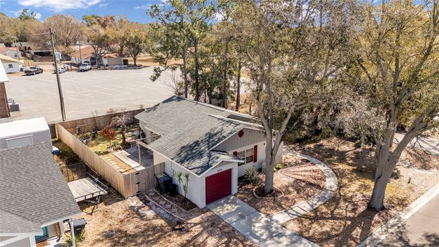 908 WHISPER LAKE DRIVE, Winter Haven, FL 33880