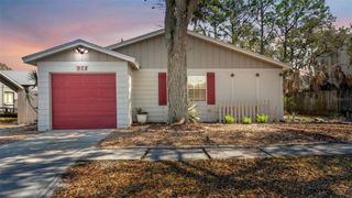 908 WHISPER LAKE DRIVE, Winter Haven, FL 33880