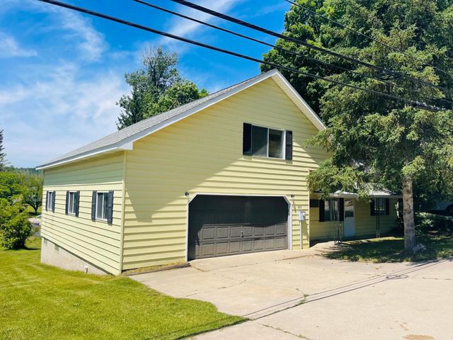 2515 Rushton Road, Central Lake, MI 49622