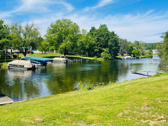 2515 Rushton Road, Central Lake, MI 49622