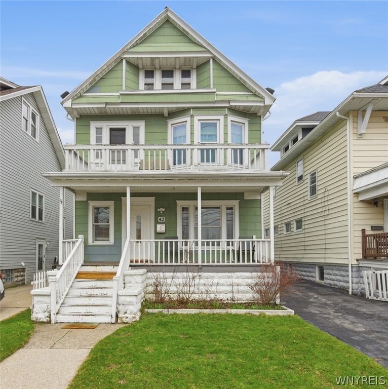 42 Mineral Spring Road, Buffalo, NY 14210