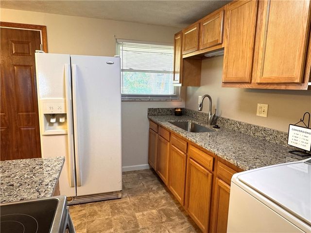 6538 Glen Ivy Drive, Huber Heights, OH 45424