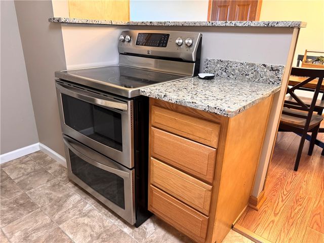 6538 Glen Ivy Drive, Huber Heights, OH 45424