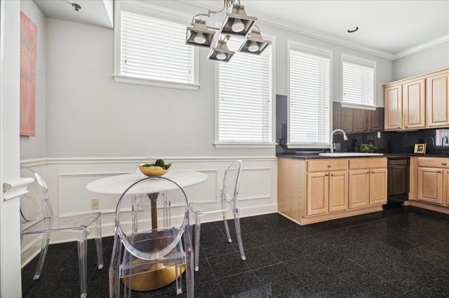 2520 Robinhood 801, Houston, TX 77005