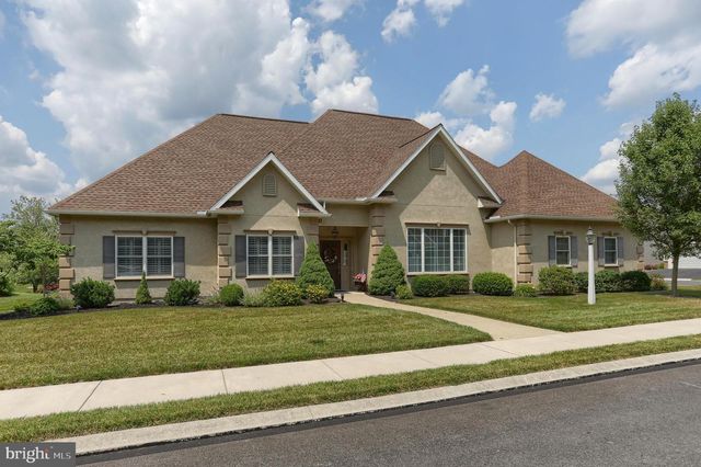 1012 BRANDYWINE DR, Lebanon, PA 17042