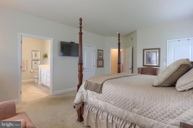1012 BRANDYWINE DR, Lebanon, PA 17042
