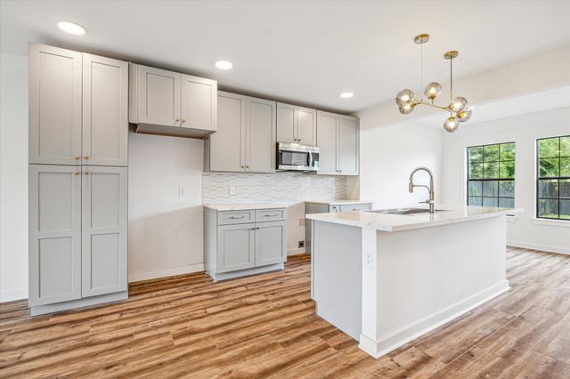 3202 Parkwood Drive, Houston, TX 77021