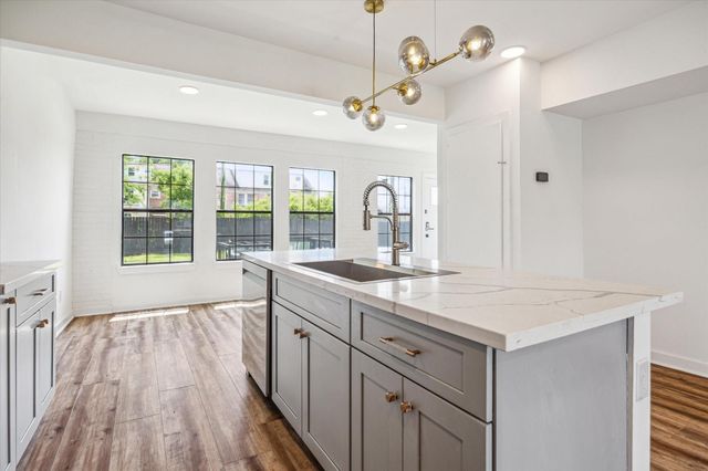 3202 Parkwood Drive, Houston, TX 77021