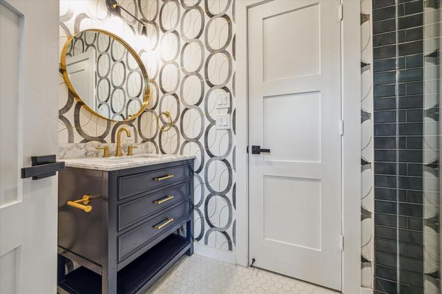 3202 Parkwood Drive, Houston, TX 77021