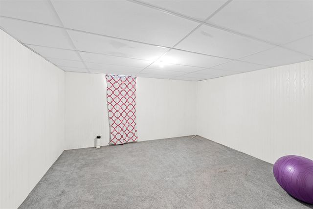 416 Saturn Ave, Salina, KS 67401