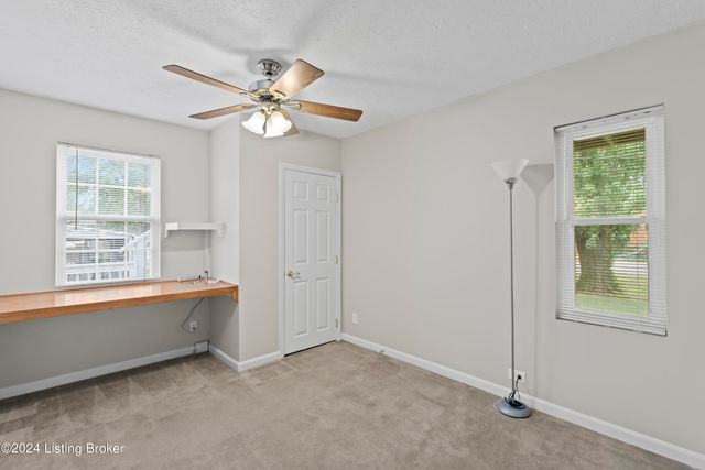 3810 Norbourne Blvd, Louisville, KY 40207