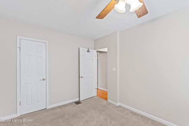 3810 Norbourne Blvd, Louisville, KY 40207