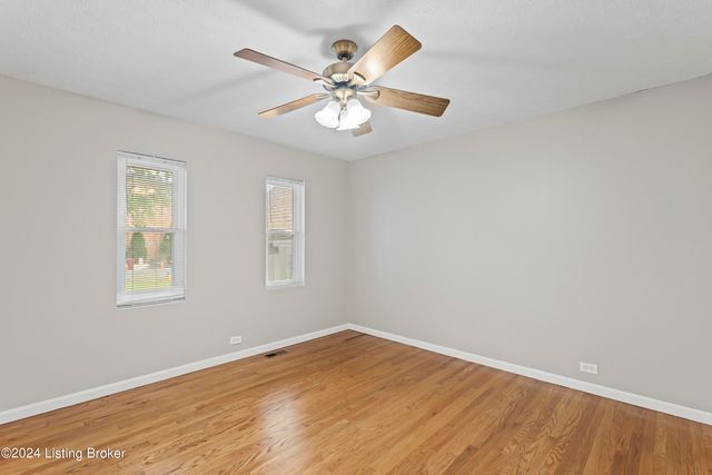 3810 Norbourne Blvd, Louisville, KY 40207