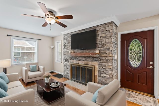 3810 Norbourne Blvd, Louisville, KY 40207