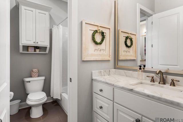 10739 Turning Leaf Dr, Baton Rouge, LA 70810