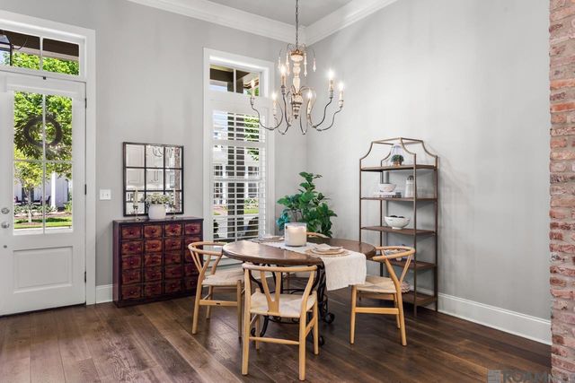 10739 Turning Leaf Dr, Baton Rouge, LA 70810