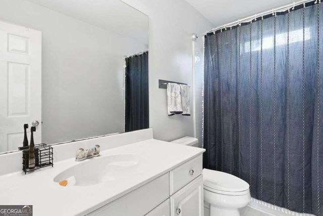 195 Riverbirch Lane, Lawrenceville, GA 30044