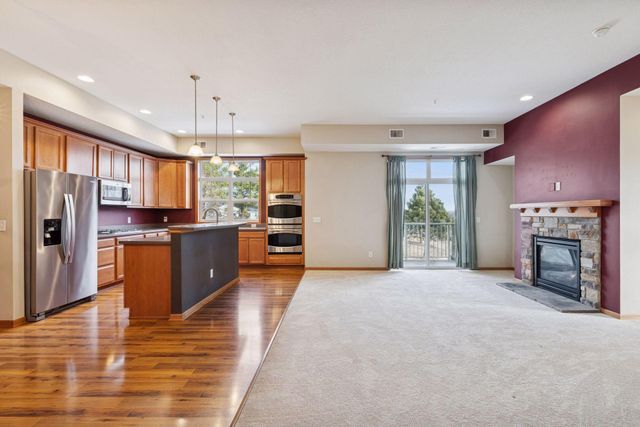 1244 County Road D E 106, Maplewood, MN 55109