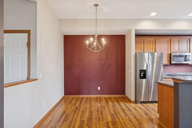 1244 County Road D E 106, Maplewood, MN 55109