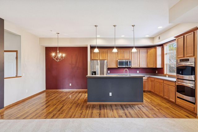 1244 County Road D E 106, Maplewood, MN 55109