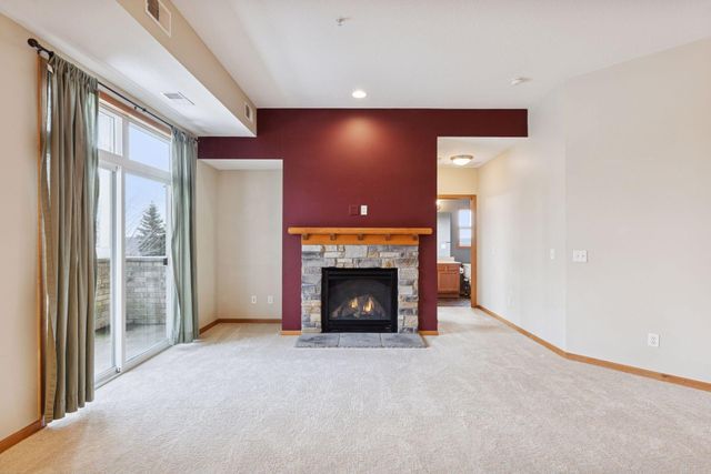1244 County Road D E 106, Maplewood, MN 55109