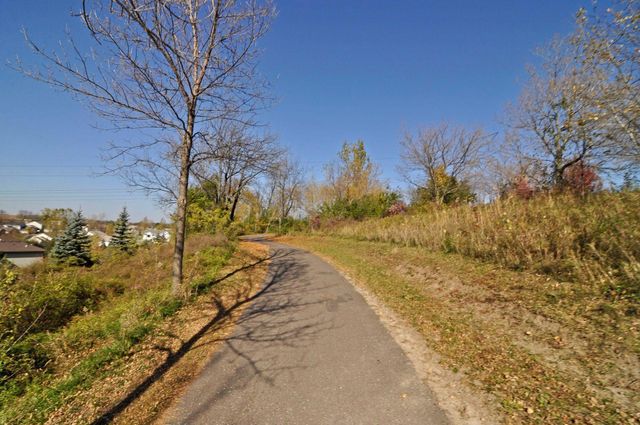 1244 County Road D E 106, Maplewood, MN 55109
