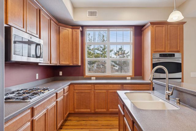 1244 County Road D E 106, Maplewood, MN 55109