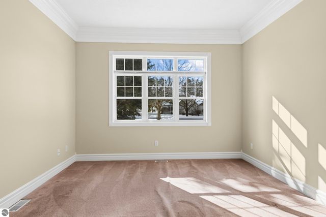 5002 Arrowhead Circle, Williamsburg, MI 49690