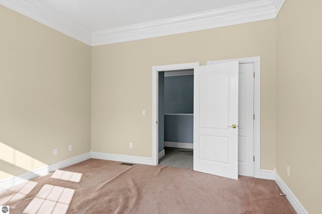 5002 Arrowhead Circle, Williamsburg, MI 49690