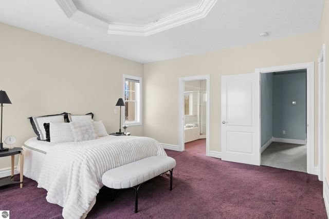 5002 Arrowhead Circle, Williamsburg, MI 49690