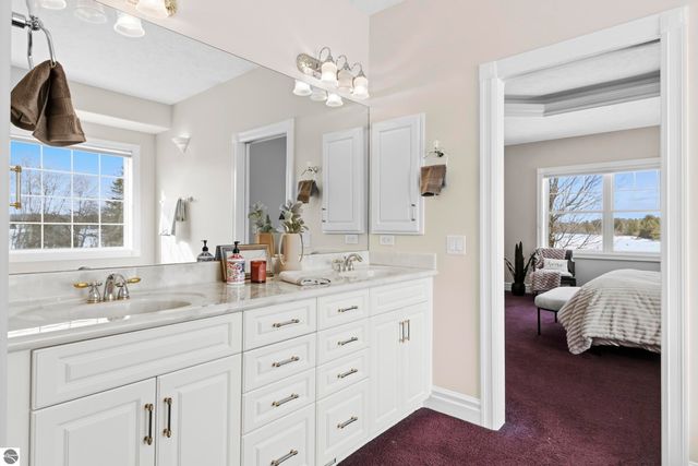 5002 Arrowhead Circle, Williamsburg, MI 49690