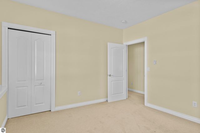 5002 Arrowhead Circle, Williamsburg, MI 49690