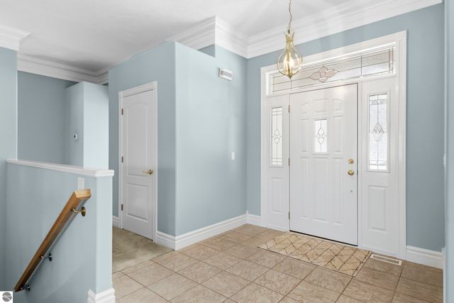 5002 Arrowhead Circle, Williamsburg, MI 49690