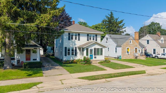 1807 Martindale Avenue SW, Wyoming, MI 49509