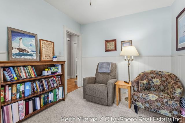 1807 Martindale Avenue SW, Wyoming, MI 49509