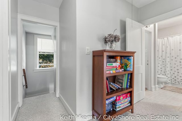 1807 Martindale Avenue SW, Wyoming, MI 49509