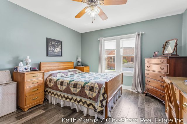 1807 Martindale Avenue SW, Wyoming, MI 49509