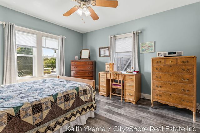 1807 Martindale Avenue SW, Wyoming, MI 49509